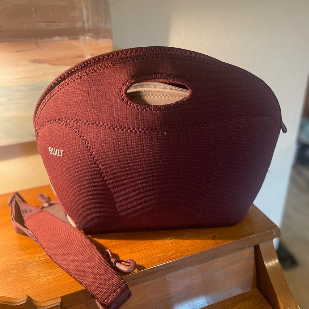 Built NY Cargo Camera Bag, Large, burgundy
